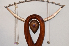 Necklace-Holder-2-main