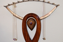 Necklace-Holder-2-main